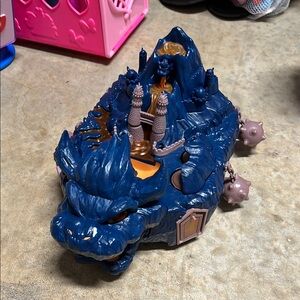 listing-status-banner